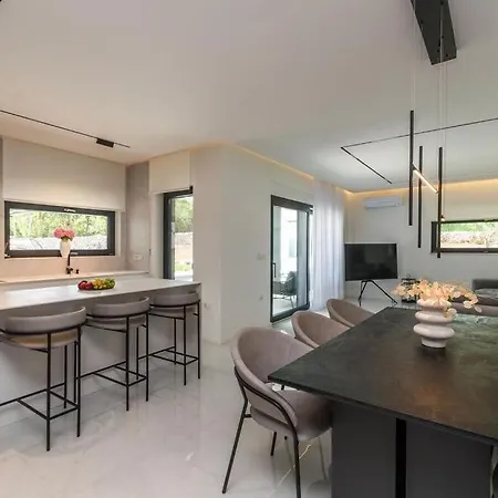 Valinka Ontwerp Villa *